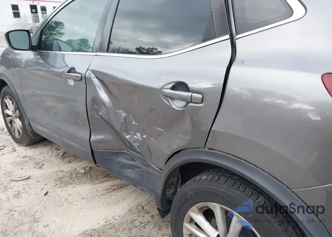 2017 Nissan Rogue Sport Sv из США, поврежденный, VIN JN1BJ1CP5HW016436